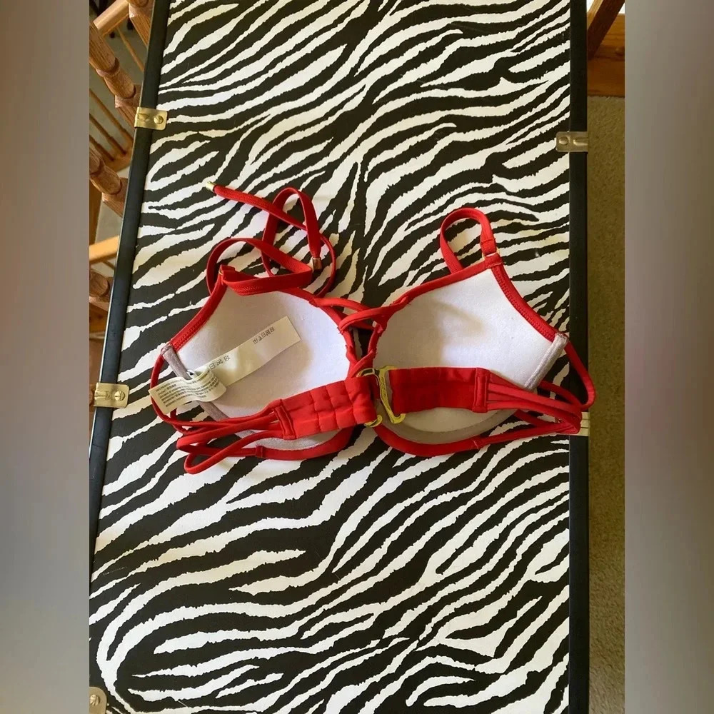 Abercrombie & Fitch Swim Red Pineapple Print Bikini top 36B - Picture 6 of 8